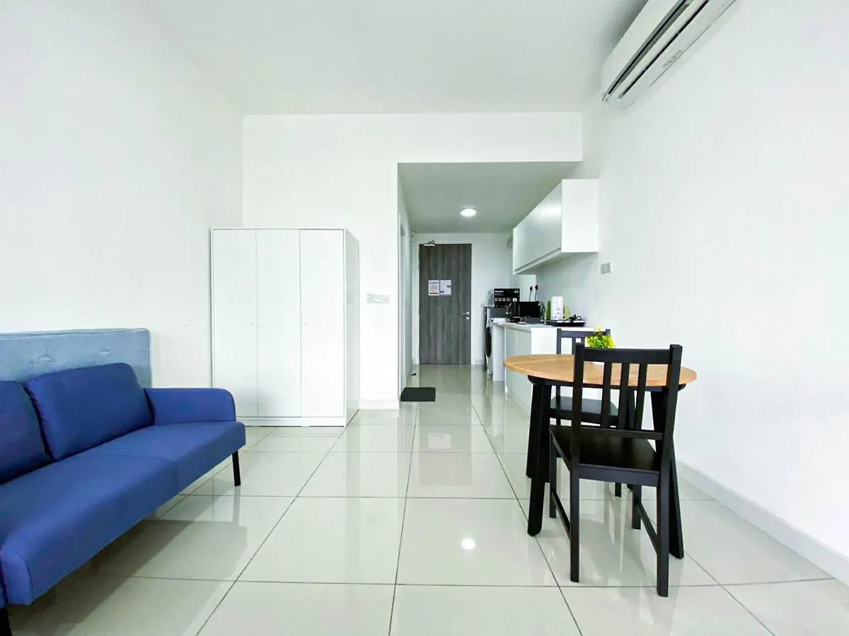 Continew Residences Trx Lux Pool View 쿠알라룸푸르 아파트